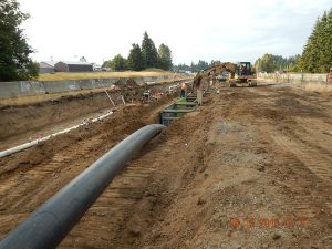 2015-08-15-MG-40-TI-is-installing-20''-pipe-to-28+80-(1)